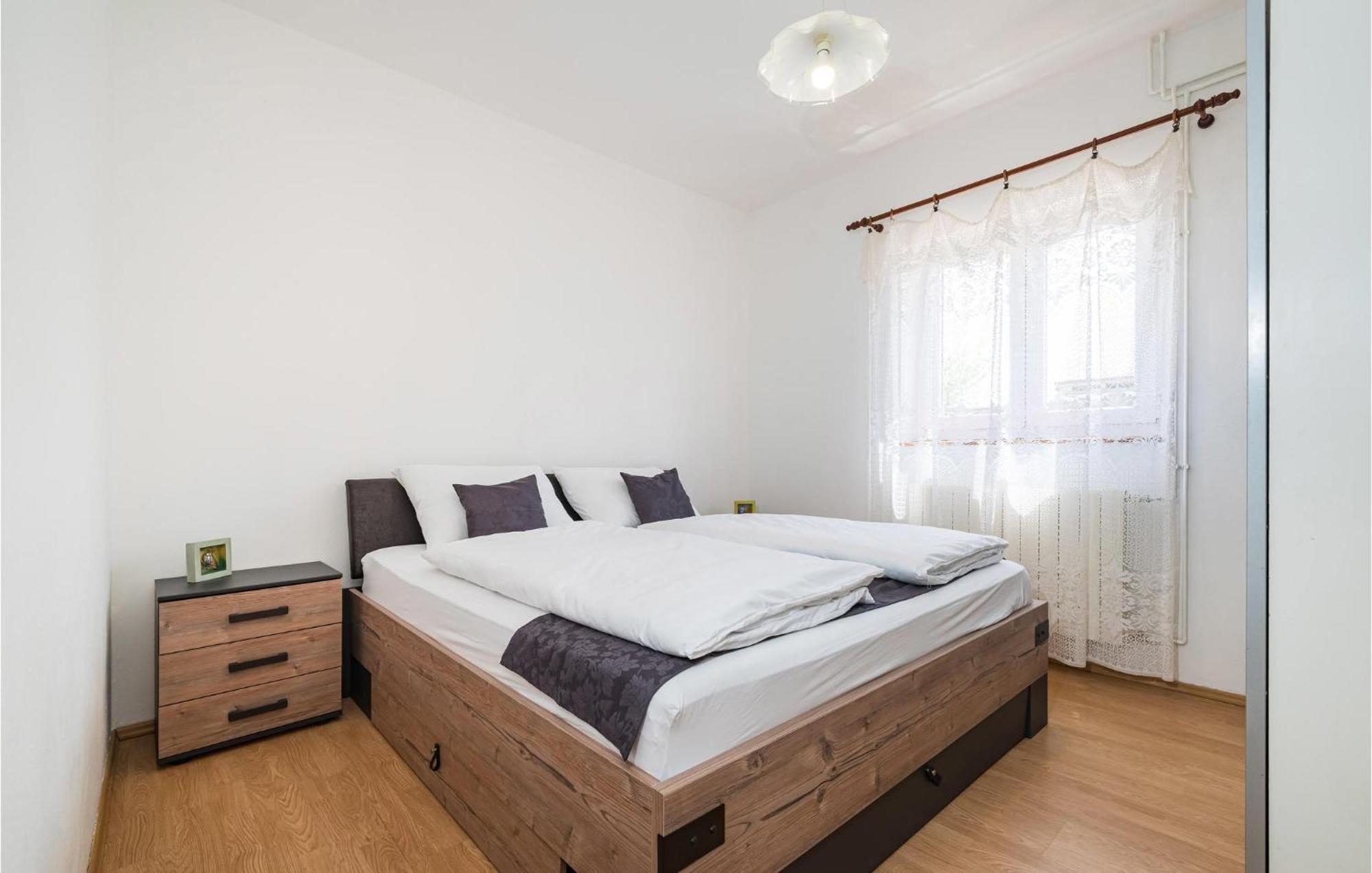 Pet Friendly Home In Murvica With Kitchen ภายนอก รูปภาพ